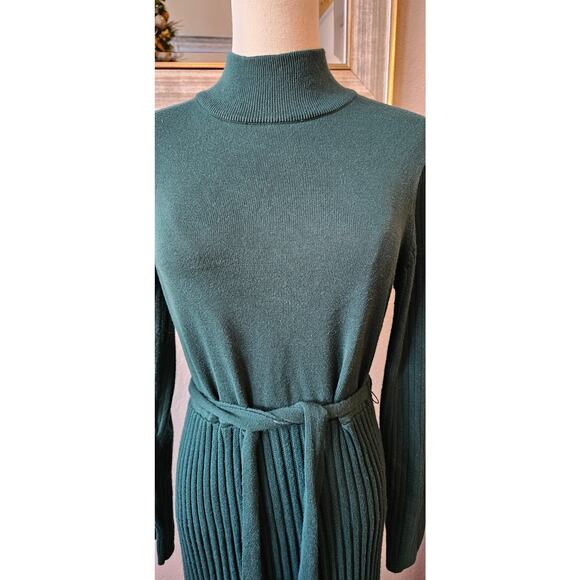 Sandra Darren Mock Neck Tie Waist Sweater Dress Women Size L Dark Green Ribbed‎ - Picture 5 of 7